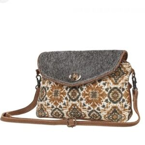 Myra Crossbody Bag